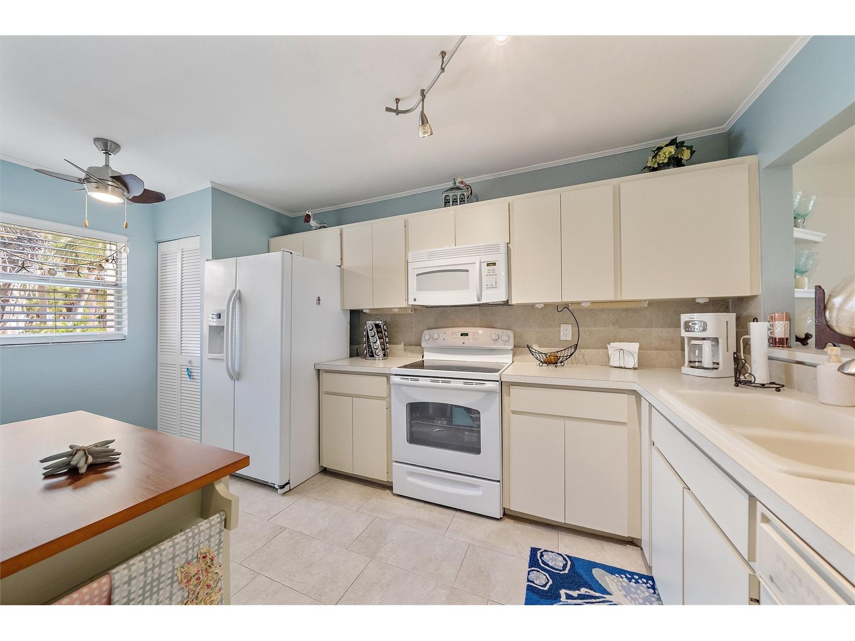 758 Village Circle #207 Venice FL 34292 N6143199 image5