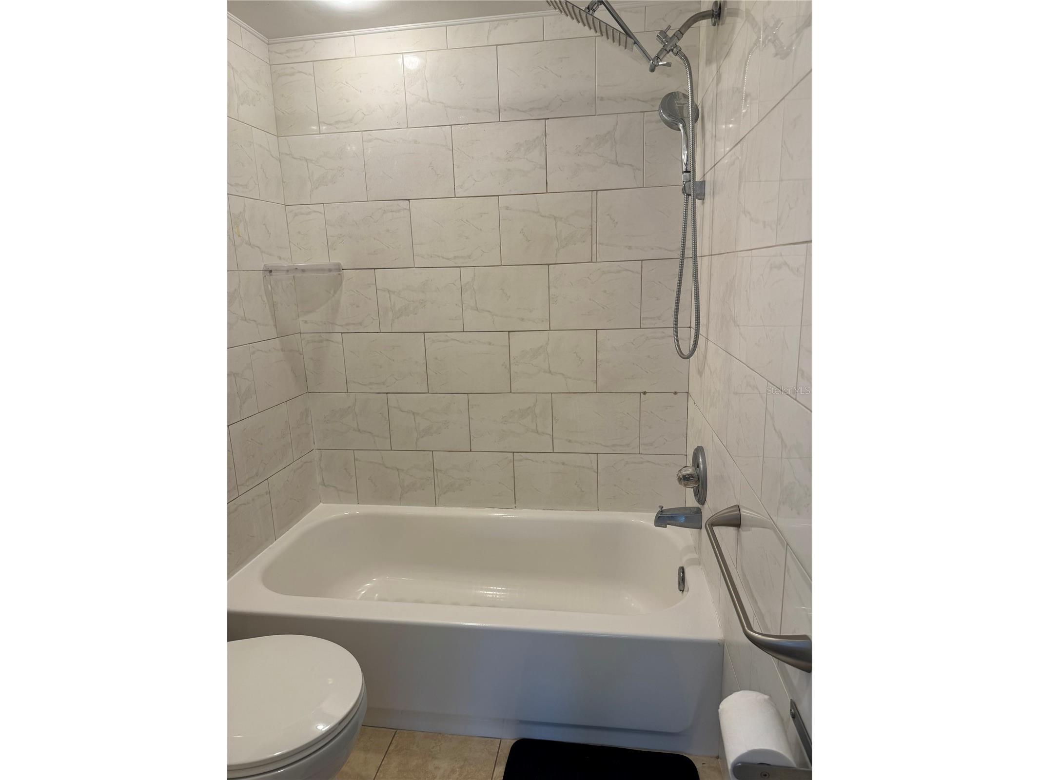 7580 92nd Street #102D Seminole FL 33777 TB8506429 image11