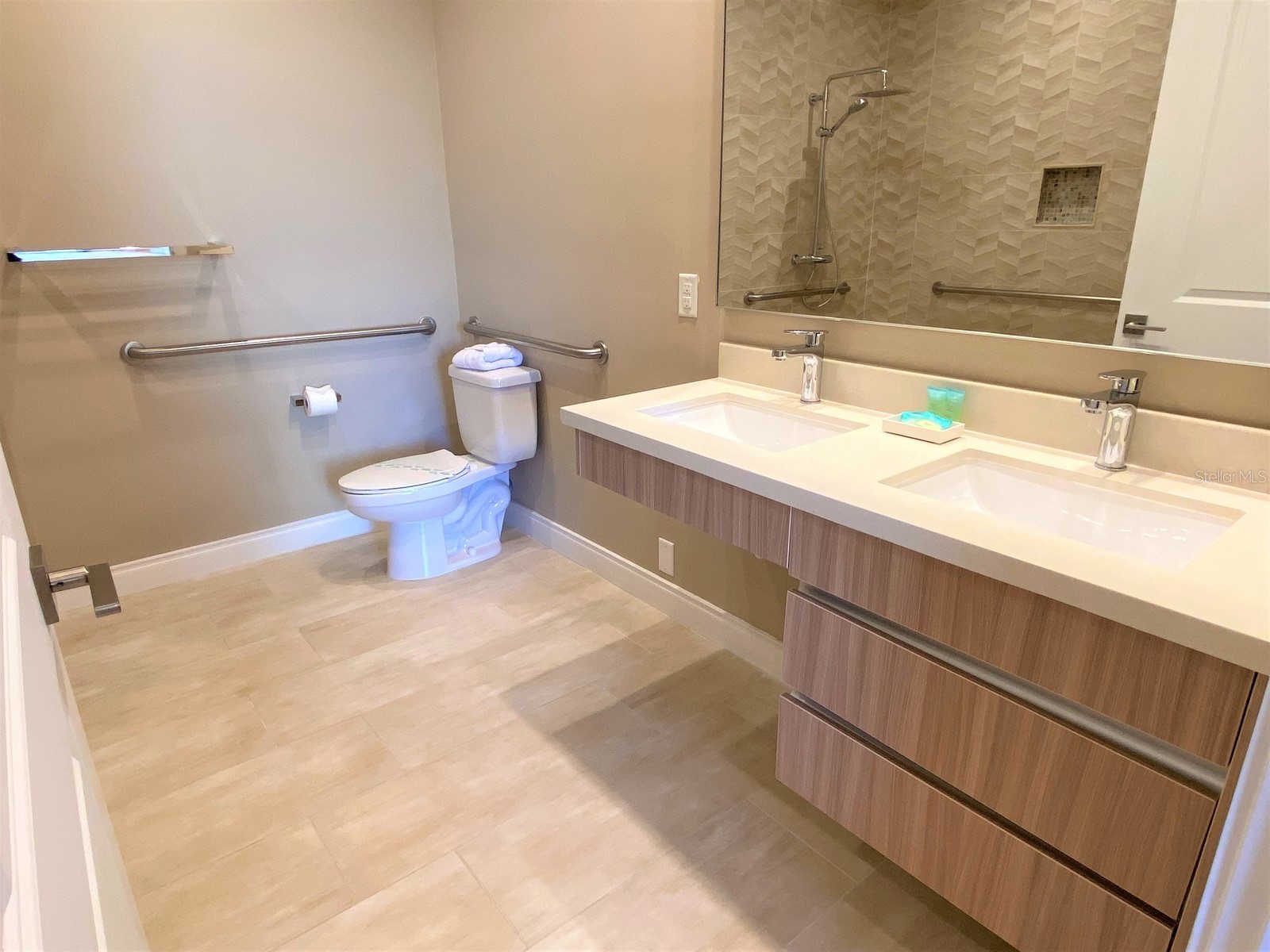 7582 Brooklyn Drive Kissimmee FL 34747 O6376415 image22