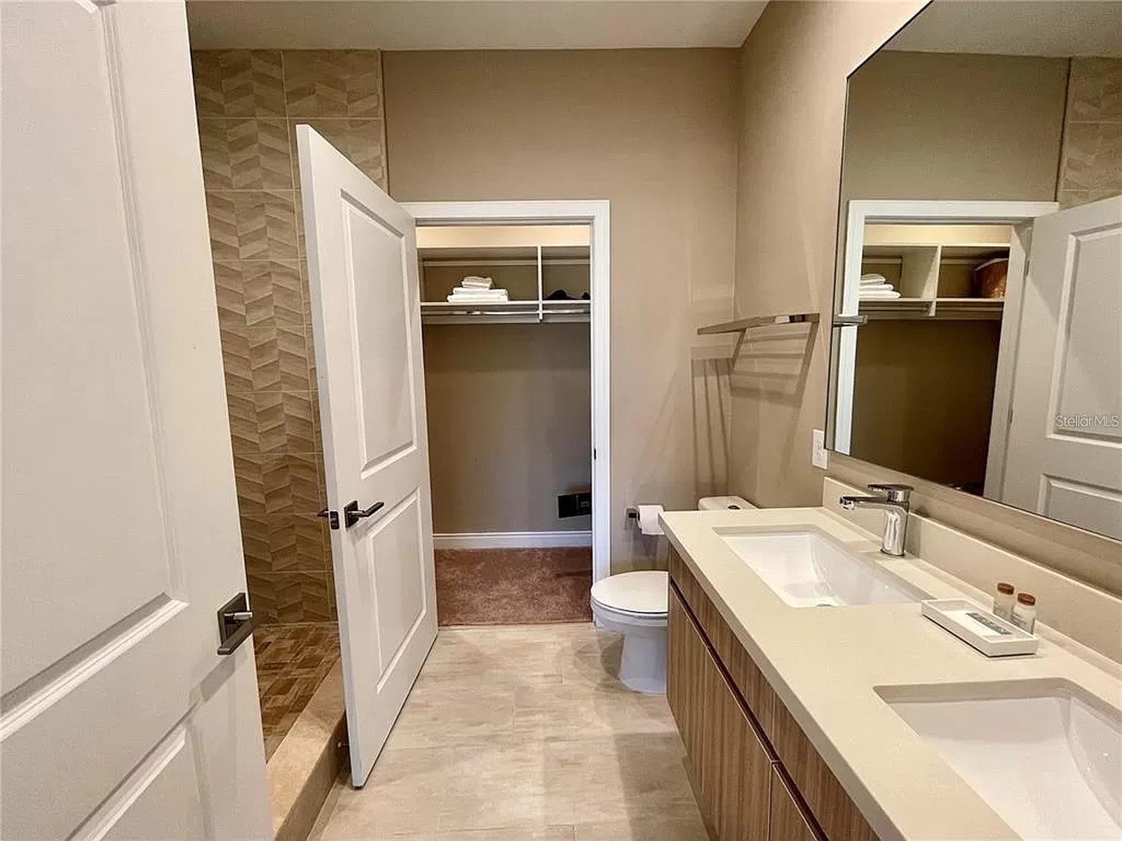7582 Brooklyn Drive Kissimmee FL 34747 O6376415 image8