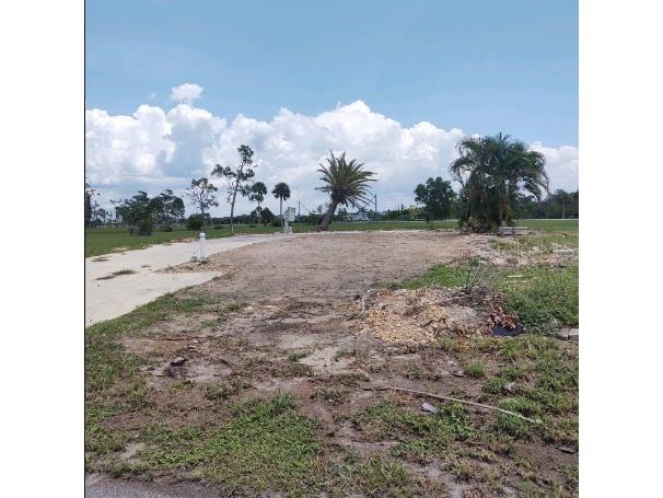 7582 Ratan Circle Port Charlotte FL 33981 - BUTTERFORD WATERWAY C7478933 image1