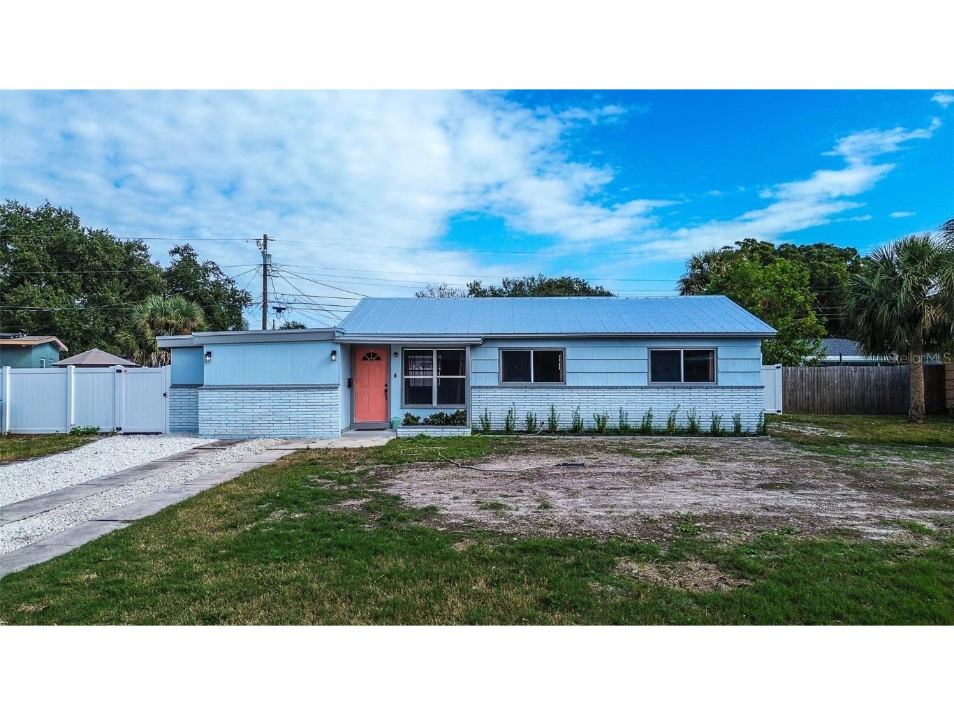 7583 Meadowlawn Drive N Saint Petersburg FL 33702 TB8457383 image1