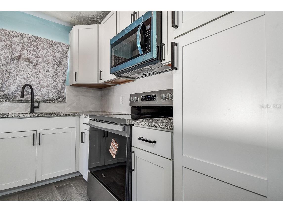 7583 Meadowlawn Drive N Saint Petersburg FL 33702 TB8457383 image10