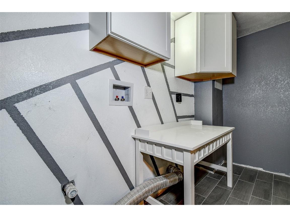 7583 Meadowlawn Drive N Saint Petersburg FL 33702 TB8457383 image16