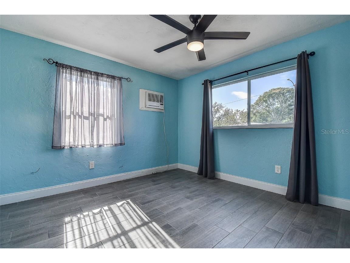 7583 Meadowlawn Drive N Saint Petersburg FL 33702 TB8457383 image24