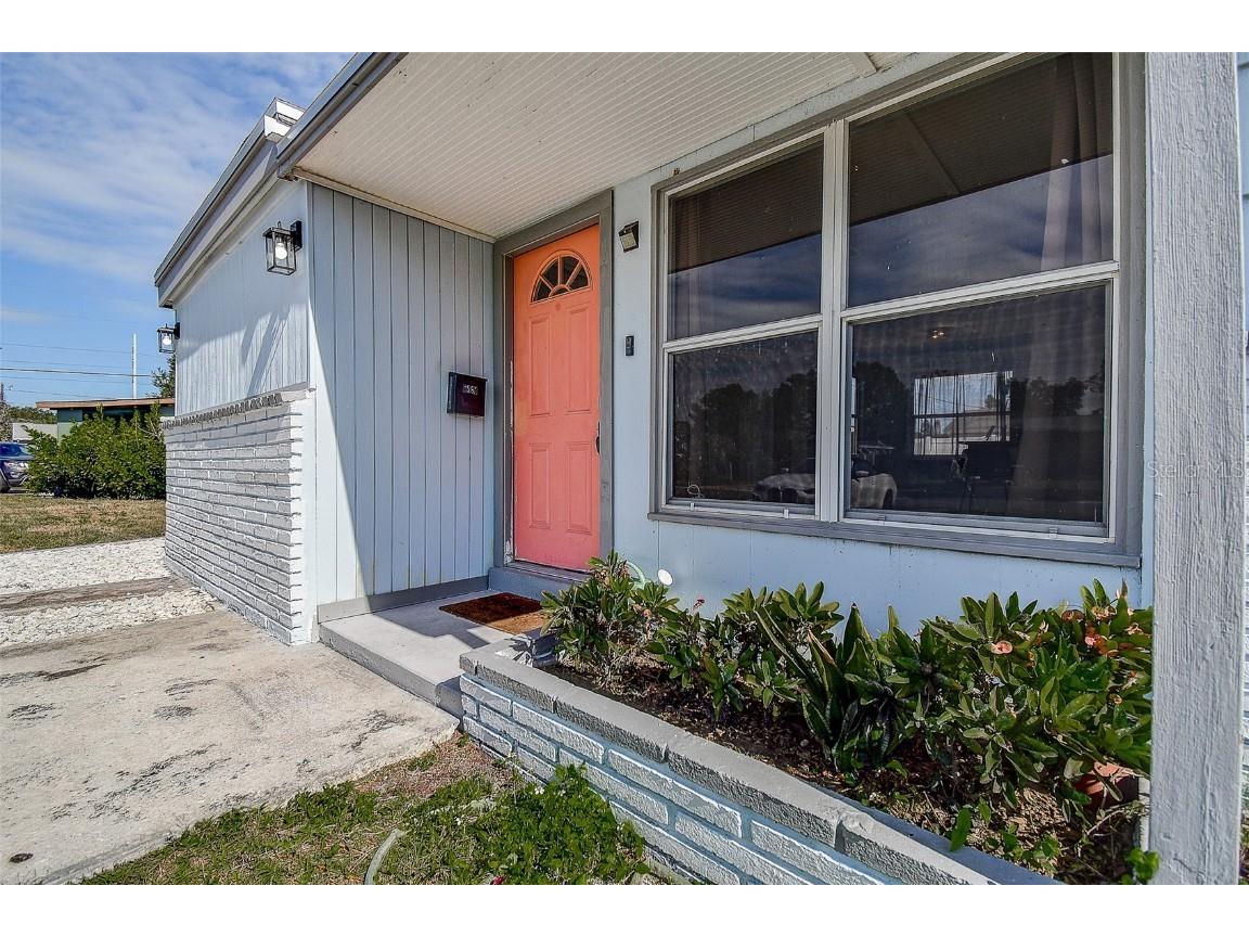 7583 Meadowlawn Drive N Saint Petersburg FL 33702 TB8457383 image3