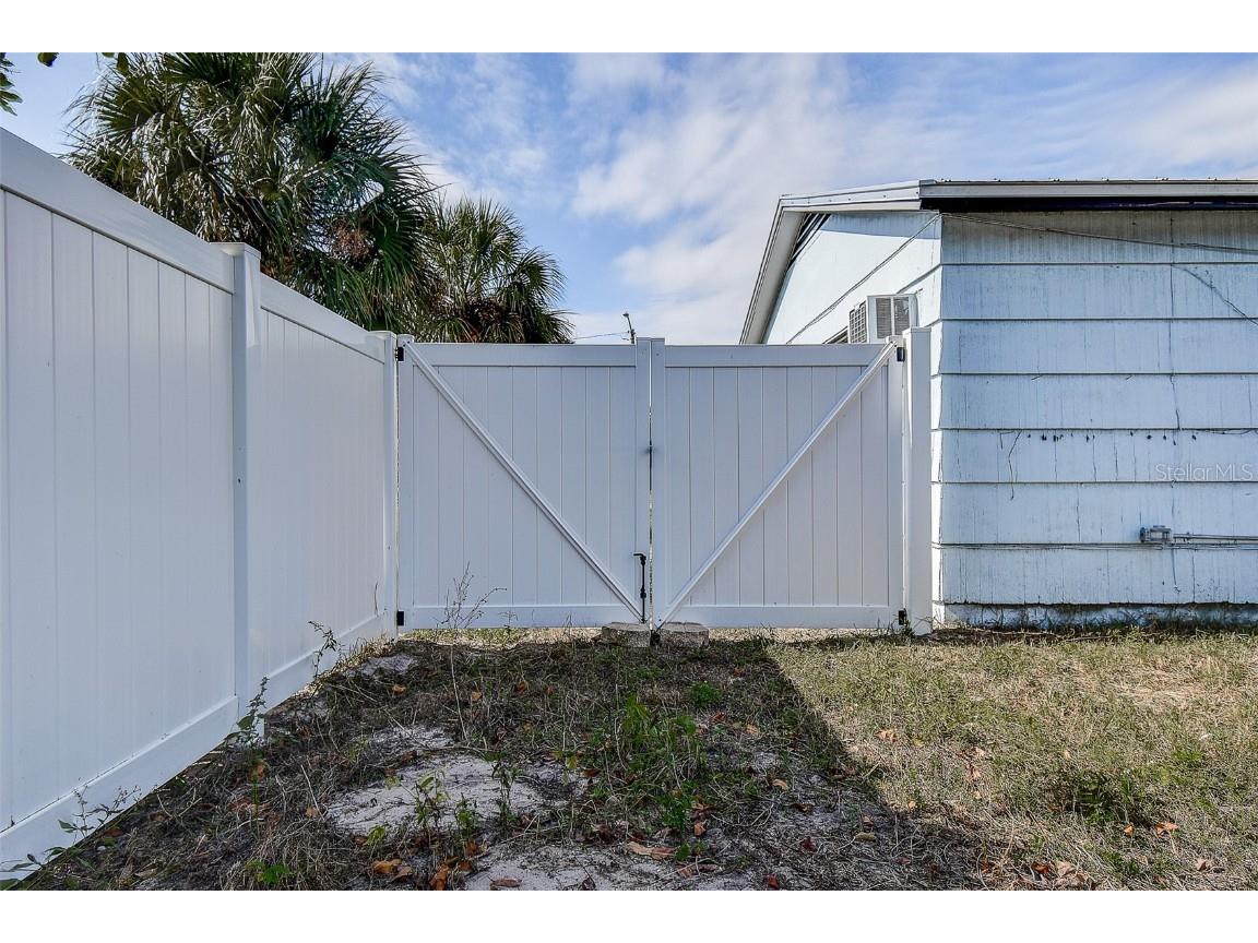 7583 Meadowlawn Drive N Saint Petersburg FL 33702 TB8457383 image30