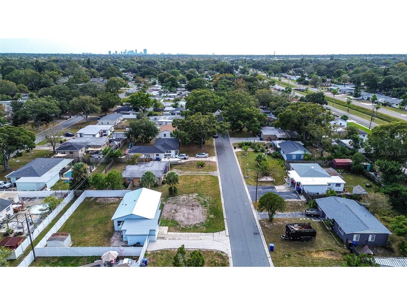 7583 Meadowlawn Drive N Saint Petersburg FL 33702 TB8457383 image41