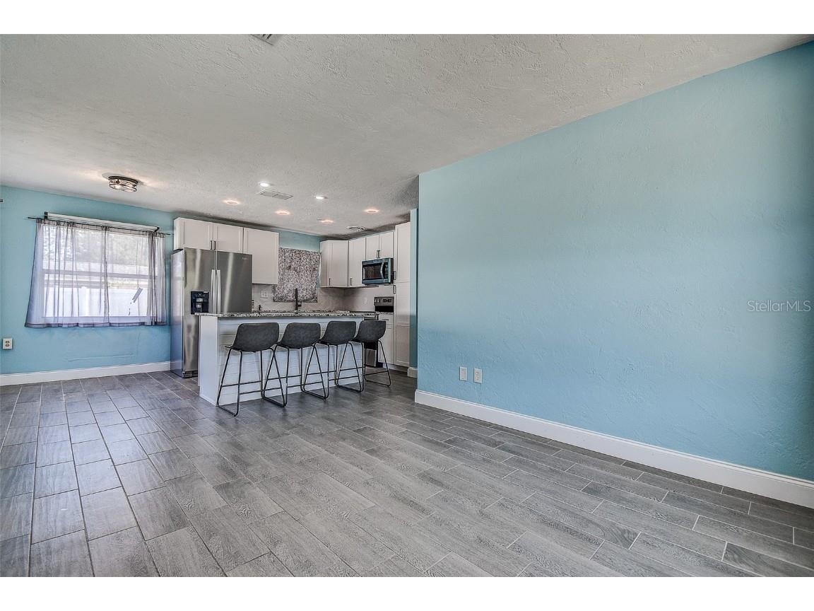 7583 Meadowlawn Drive N Saint Petersburg FL 33702 TB8457383 image5