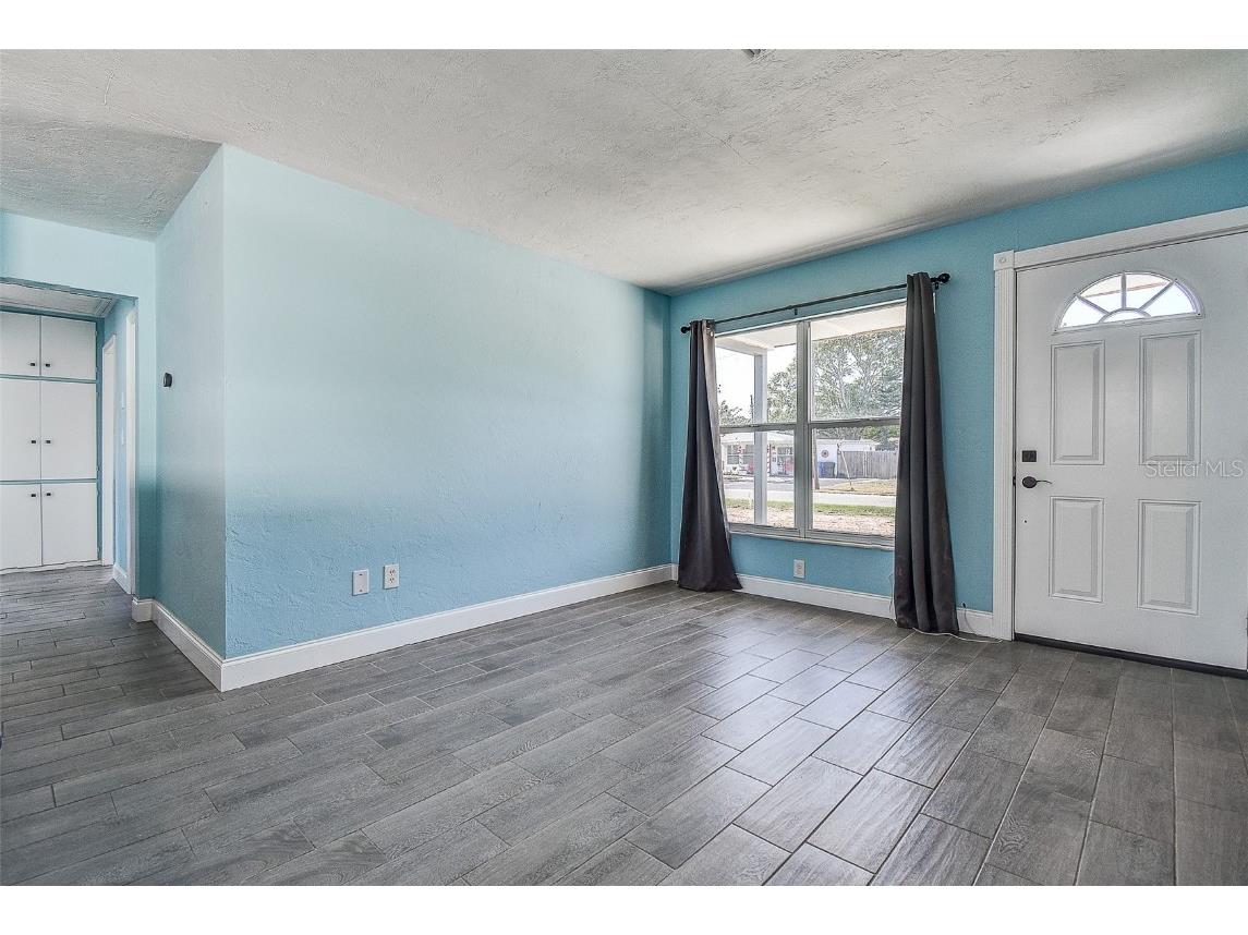 7583 Meadowlawn Drive N Saint Petersburg FL 33702 TB8457383 image6