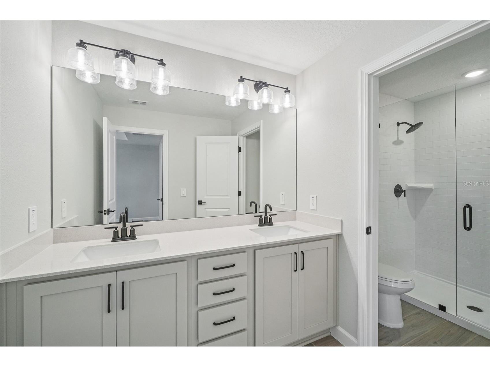 7584 Deer Valley Circle Tampa FL 33635 TB8487677 image17