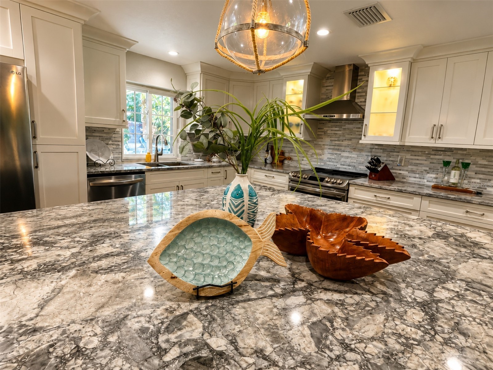 7587 132nd Way Seminole FL 33776 TB8505365 image19