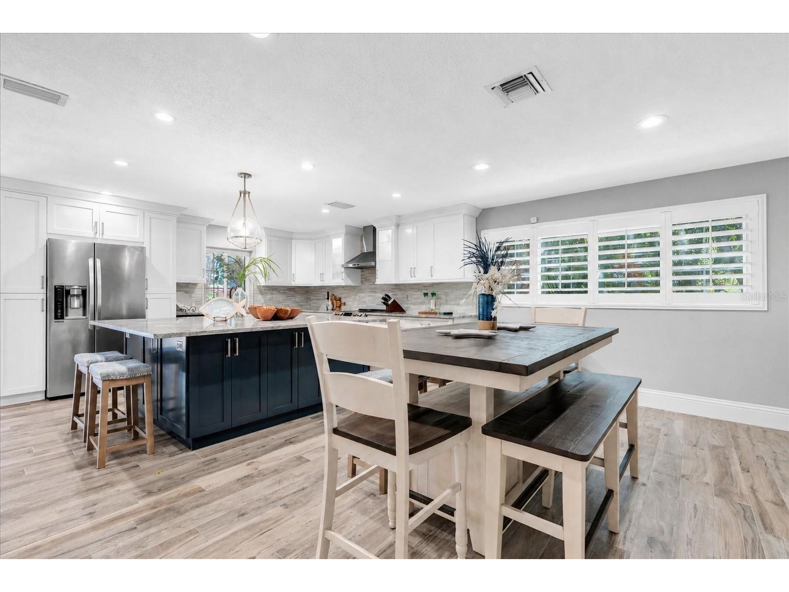 7587 132nd Way Seminole FL 33776 TB8505365 image24