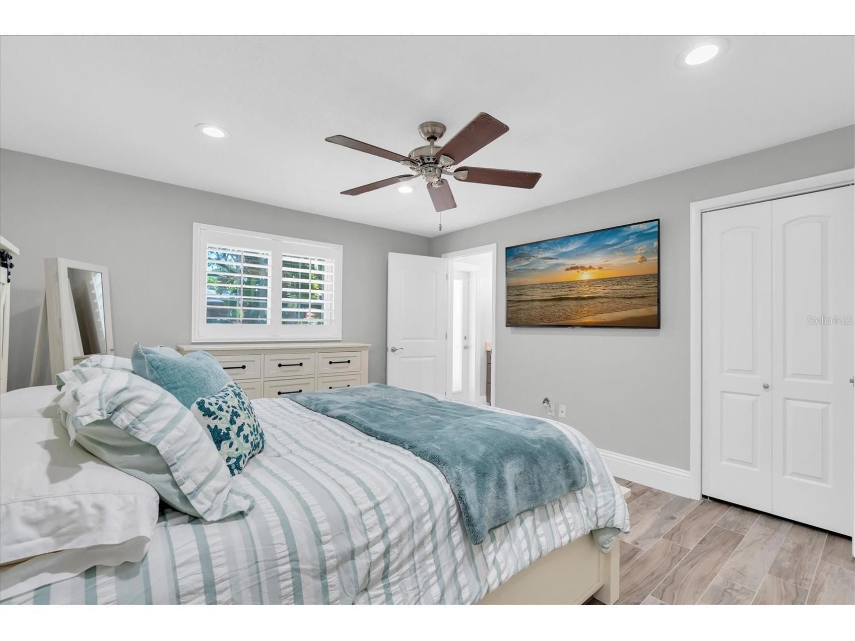7587 132nd Way Seminole FL 33776 TB8505365 image28