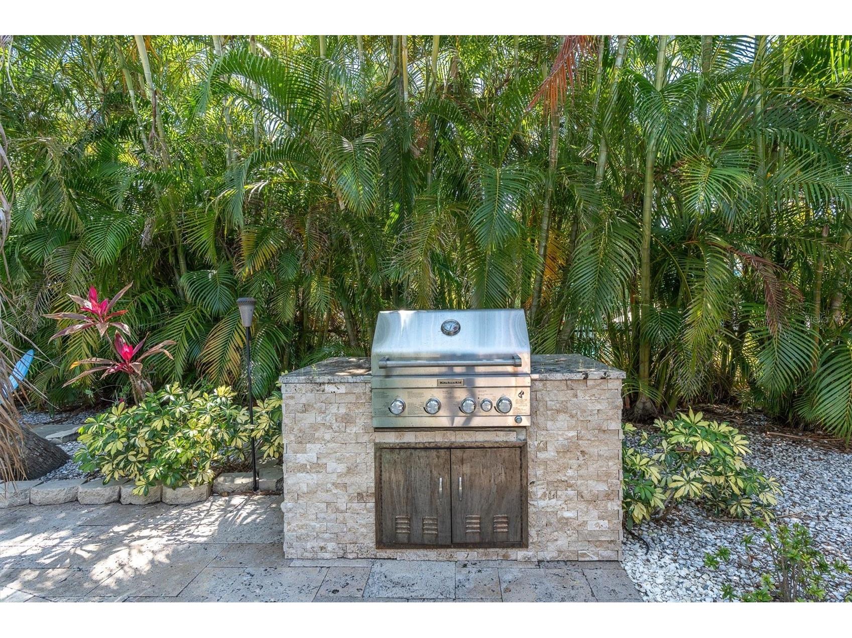 7587 132nd Way Seminole FL 33776 TB8505365 image43