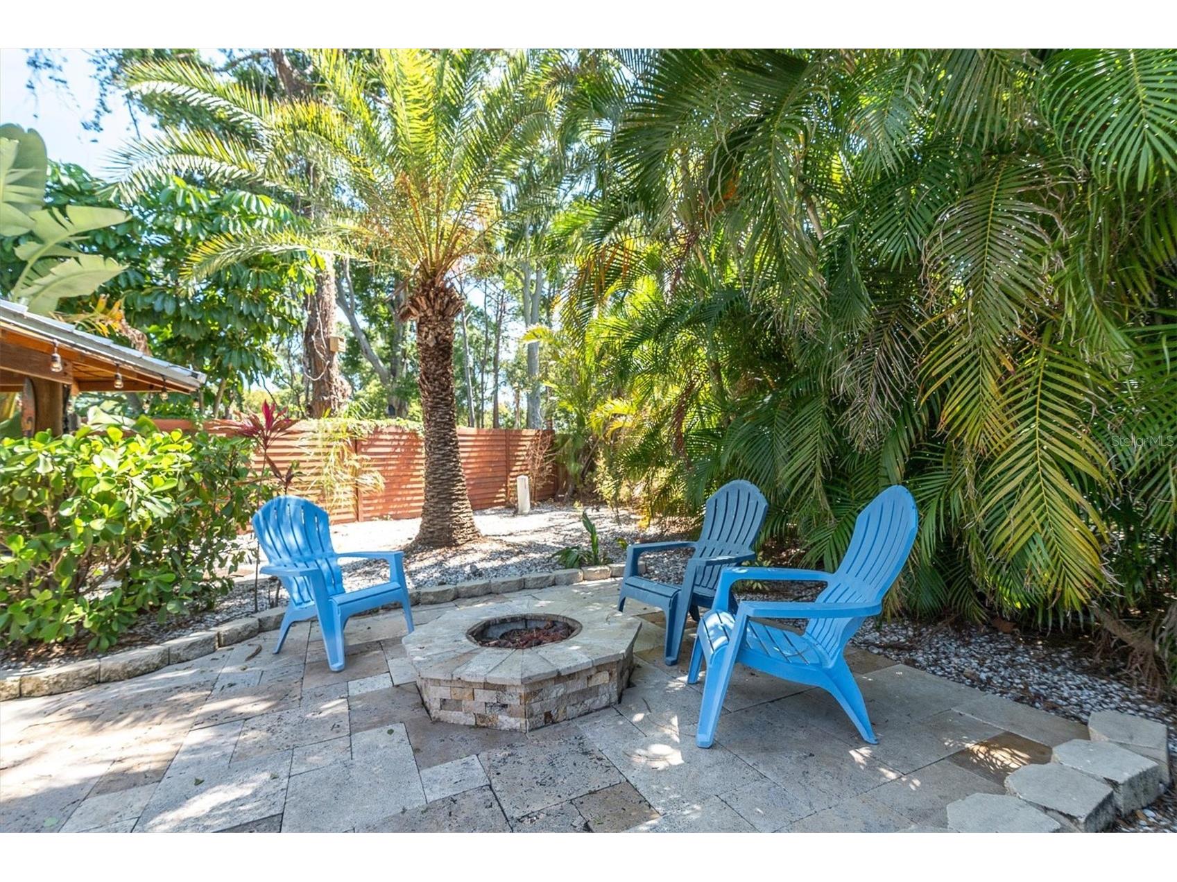 7587 132nd Way Seminole FL 33776 TB8505365 image48
