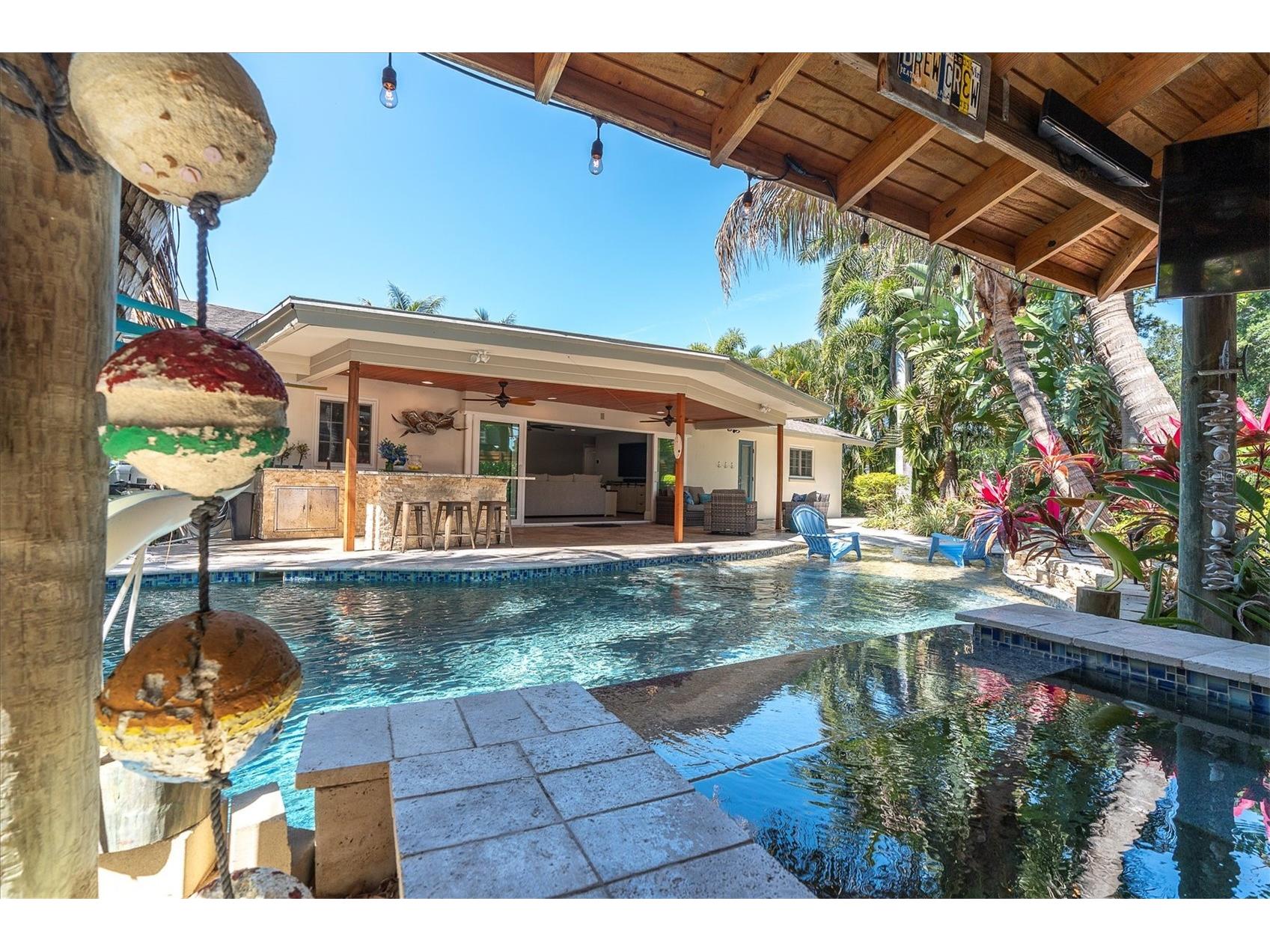 7587 132nd Way Seminole FL 33776 TB8505365 image50