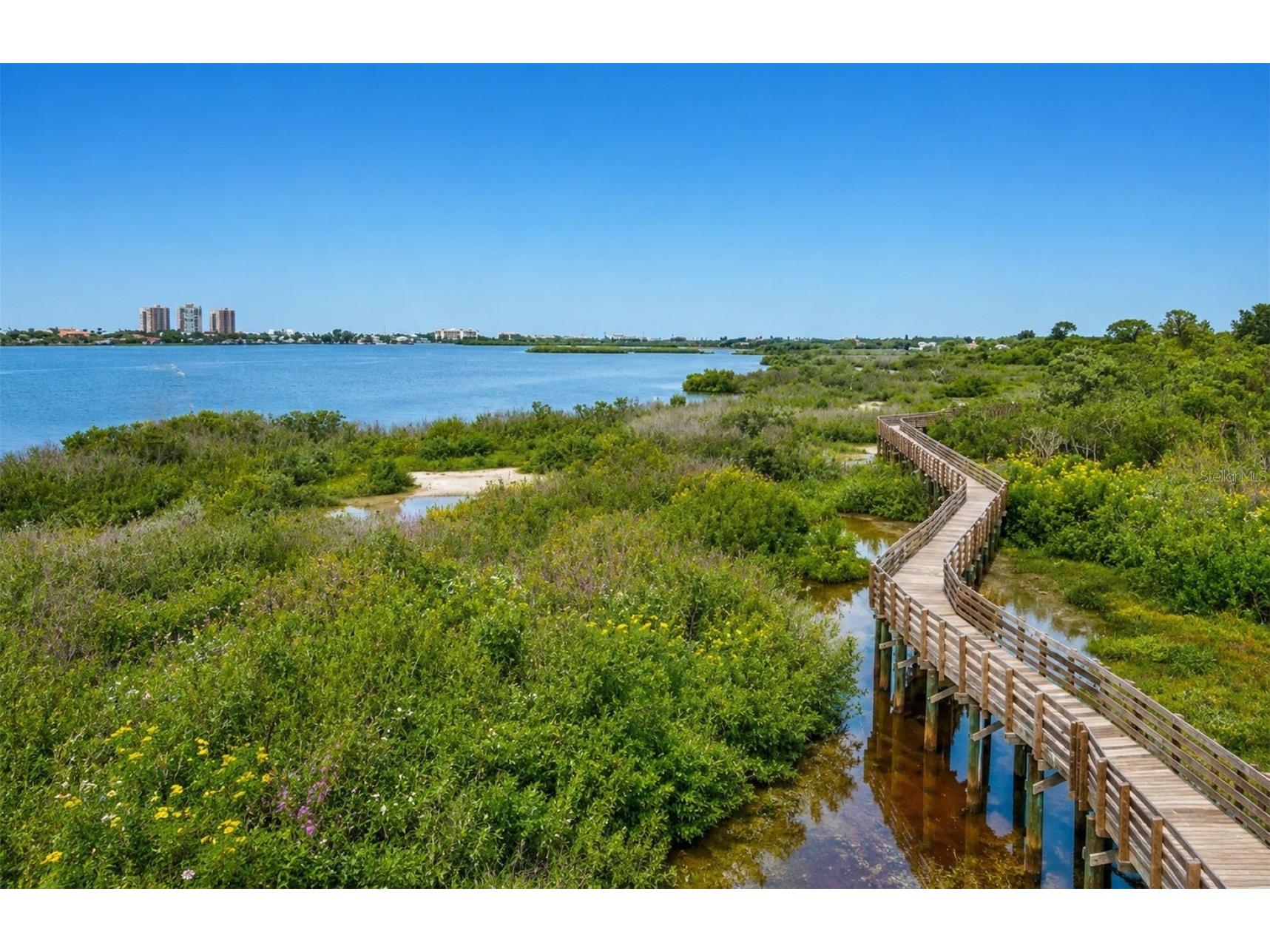 7587 132nd Way Seminole FL 33776 TB8505365 image66