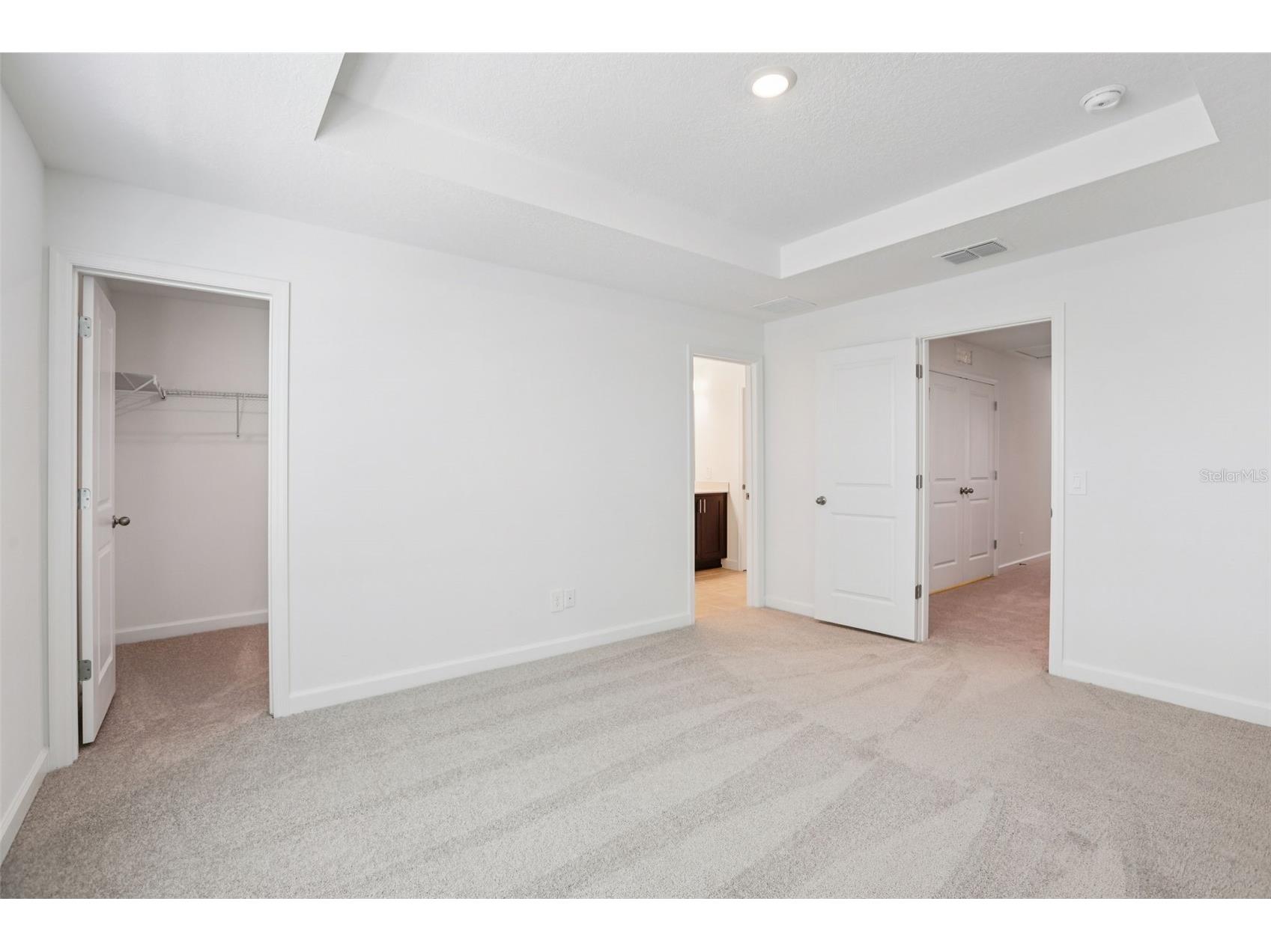 7588 Deer Valley Circle Tampa FL 33635 TB8448473 image16