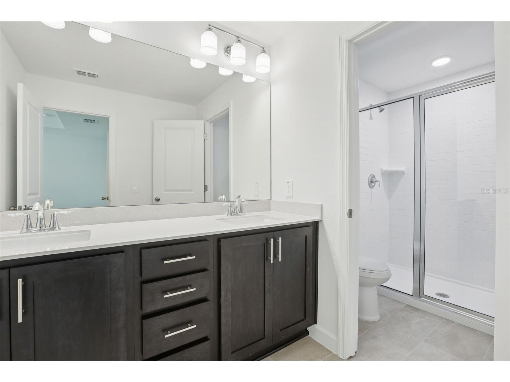 7588 Deer Valley Circle Tampa FL 33635 TB8448473 image17