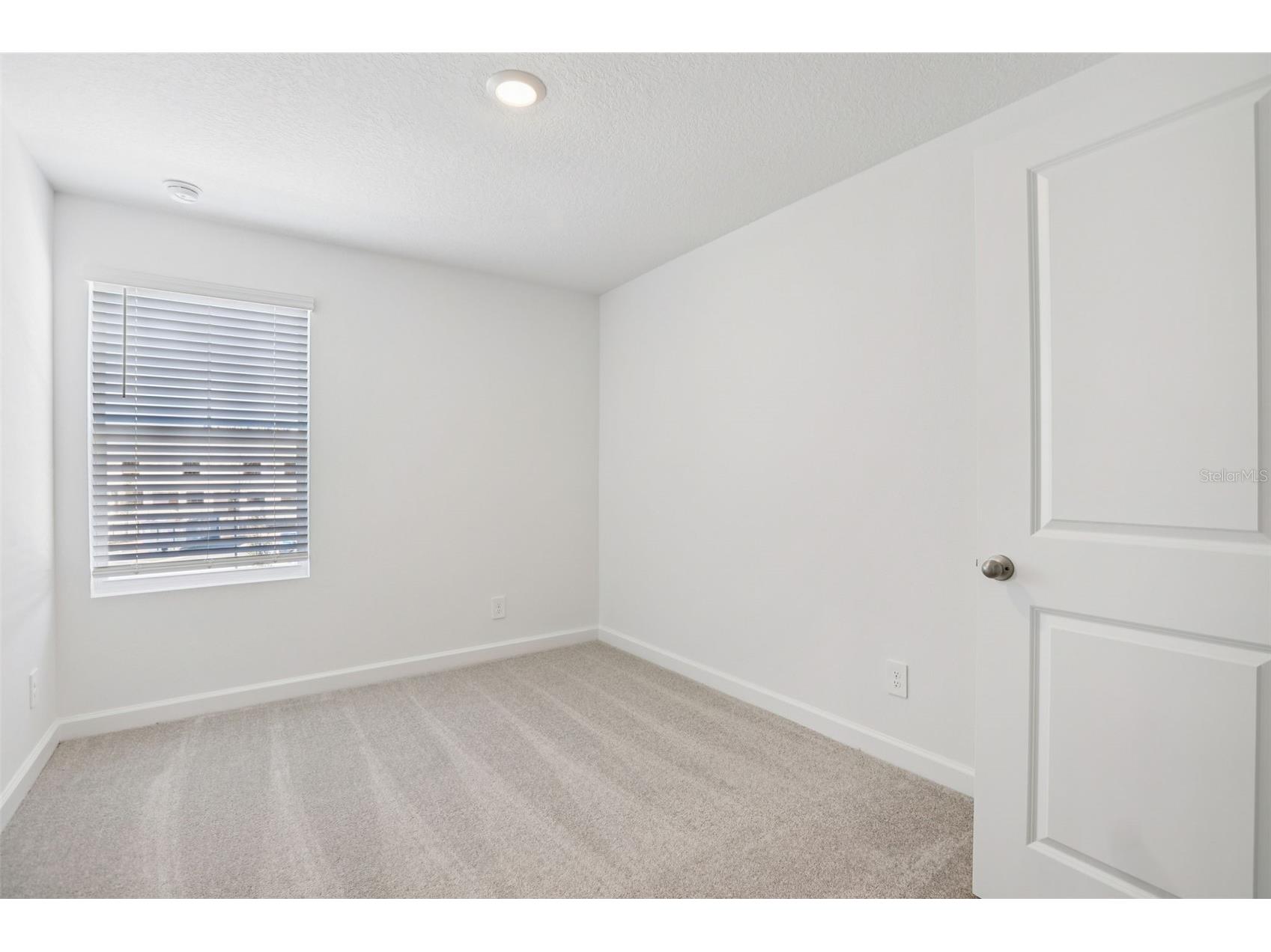 7588 Deer Valley Circle Tampa FL 33635 TB8448473 image19