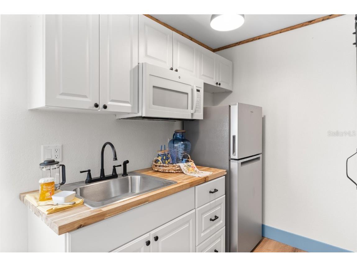 759 Lantana Avenue Clearwater Beach FL 33767 TB8449807 image59