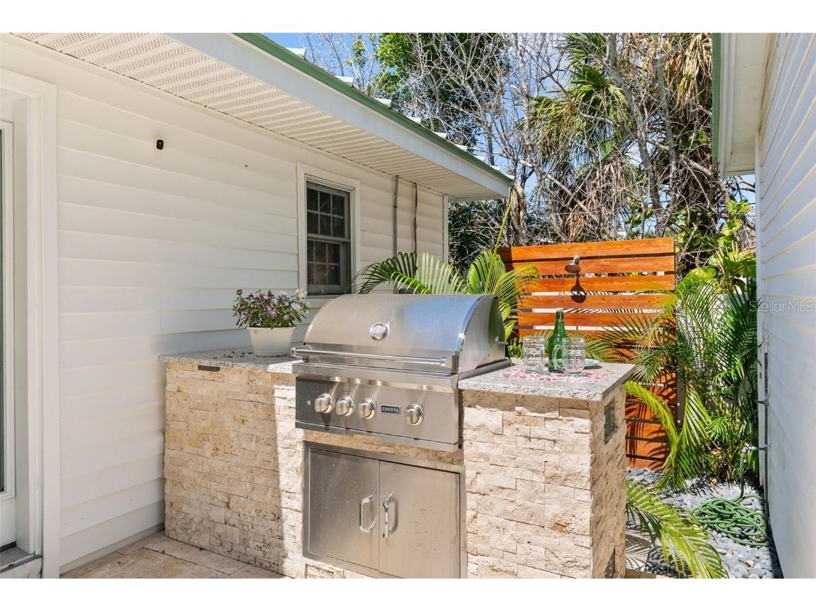 759 Lantana Avenue Clearwater Beach FL 33767 TB8449807 image71