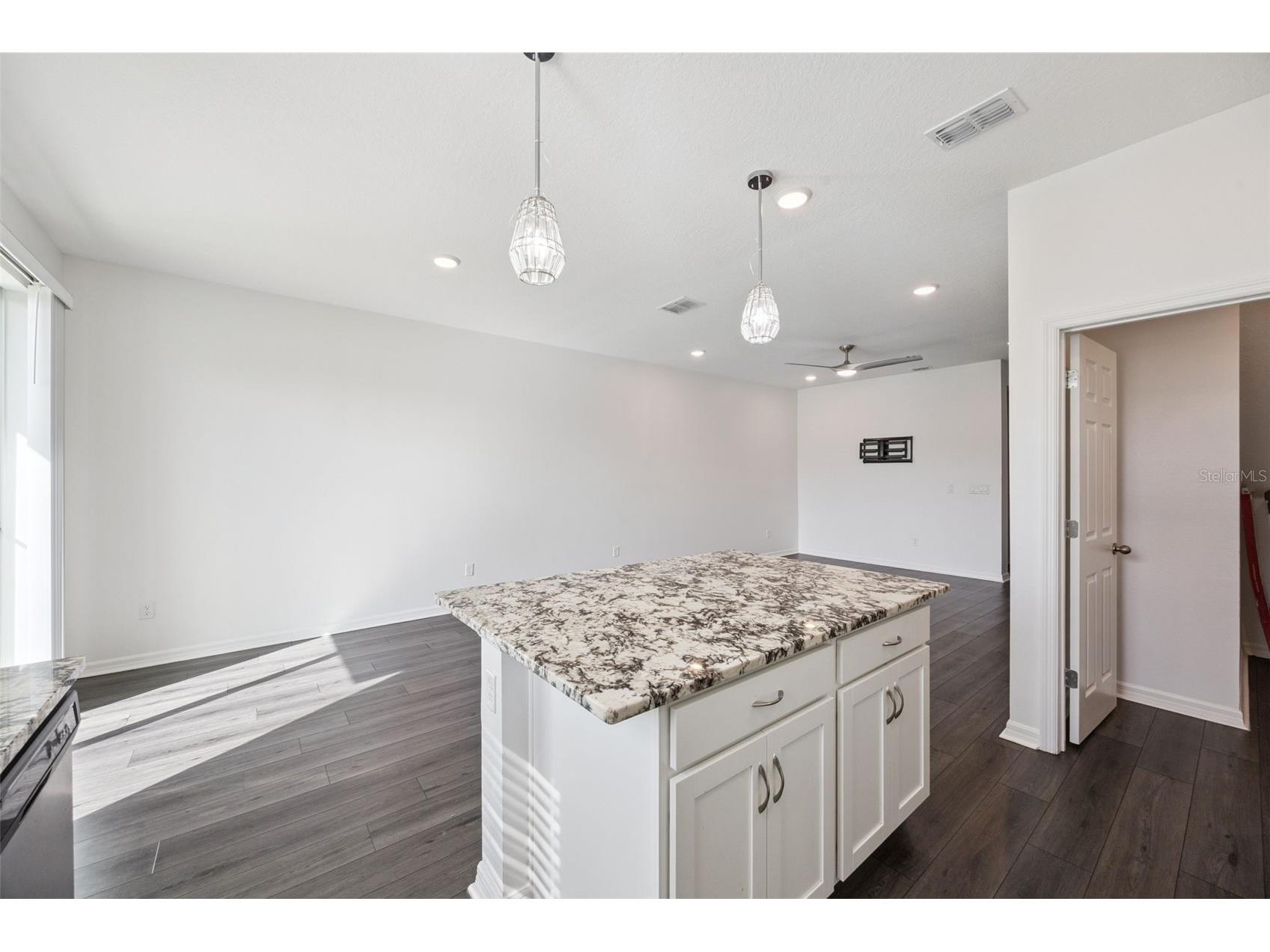 759 Spring Palms Loop Orlando FL 32828 O6396769 image7