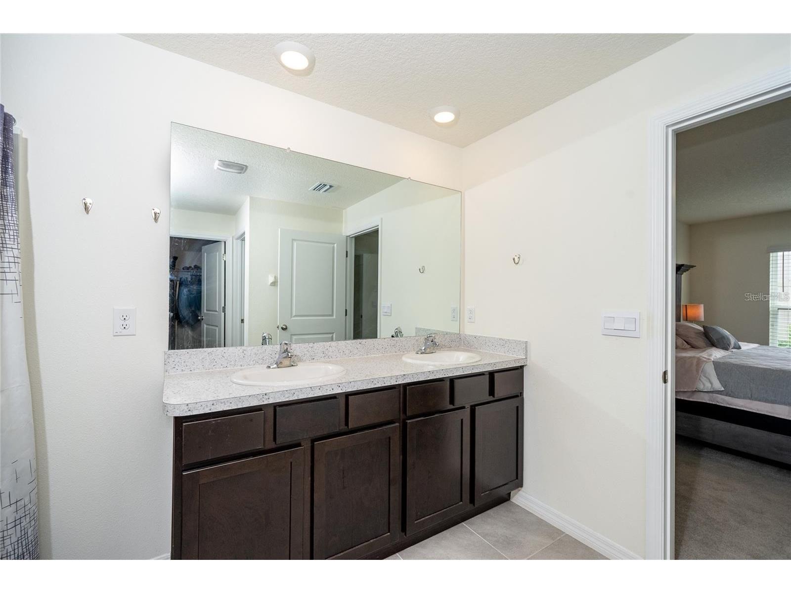 7590 Broad Pointe Drive Zephyrhills FL 33540 TB8531830 image18