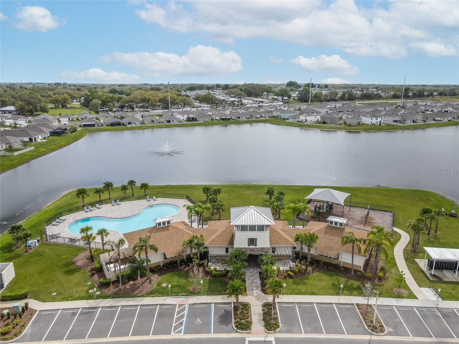7590 Broad Pointe Drive Zephyrhills FL 33540 TB8531830 image32