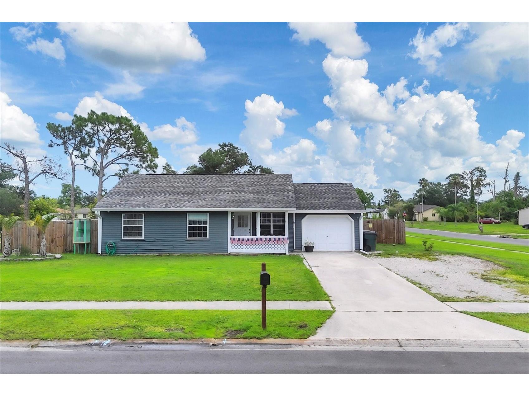 7590 Lyncrest Street North Port FL 34287 D6147150 image1