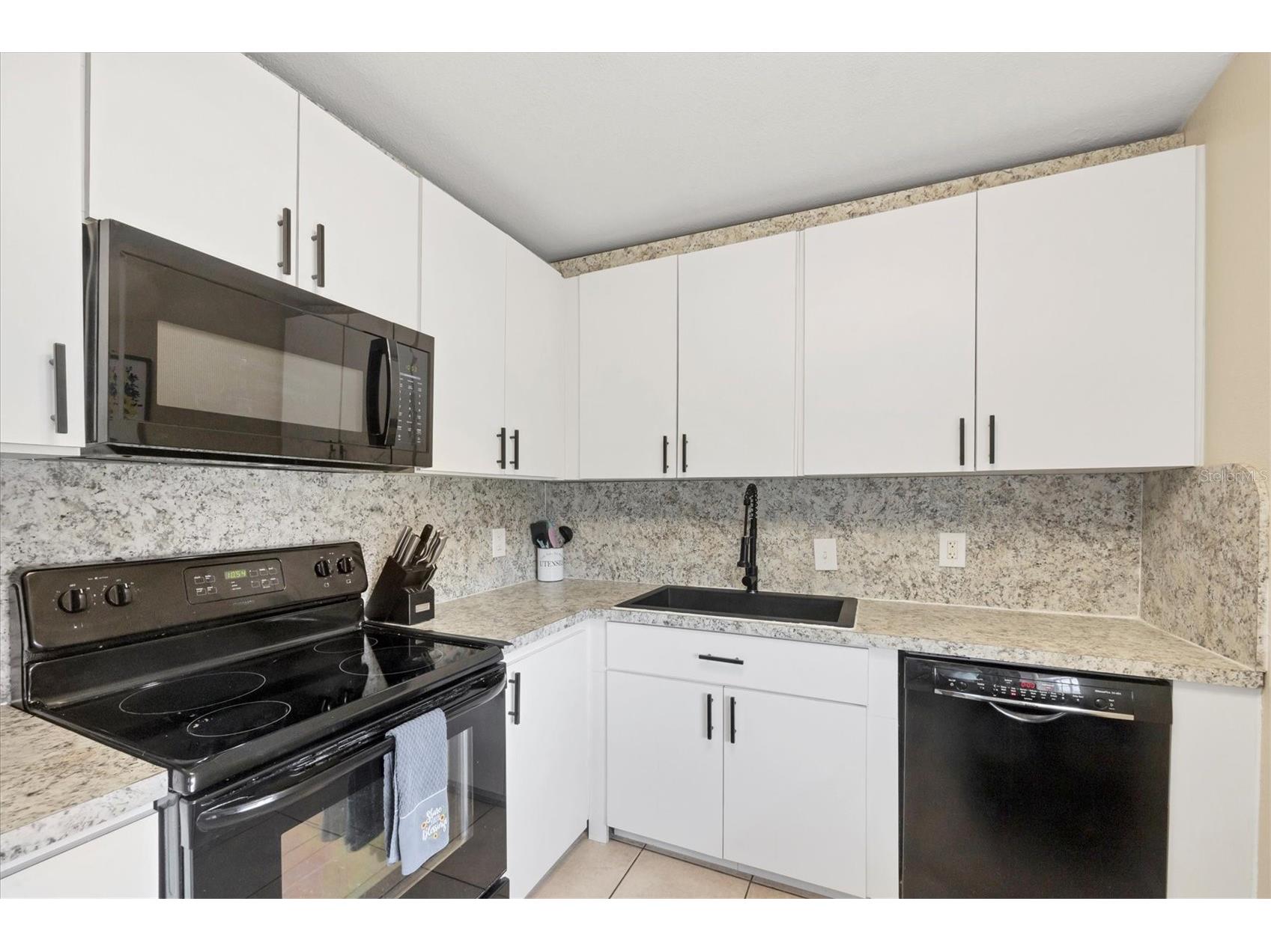 7590 Lyncrest Street North Port FL 34287 D6147150 image17
