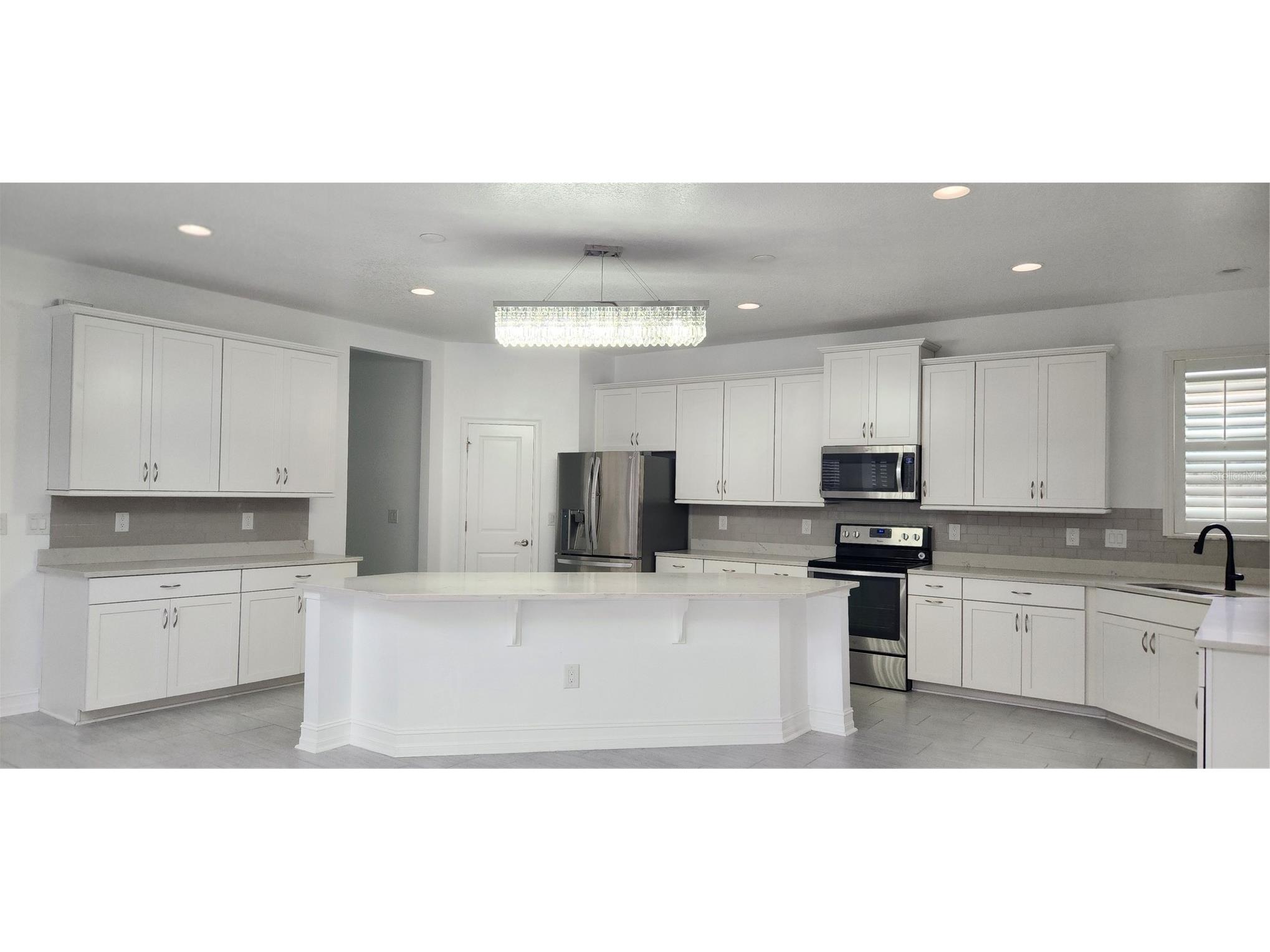 7592 Aguila Drive Sarasota FL 34240 A4688321 image9