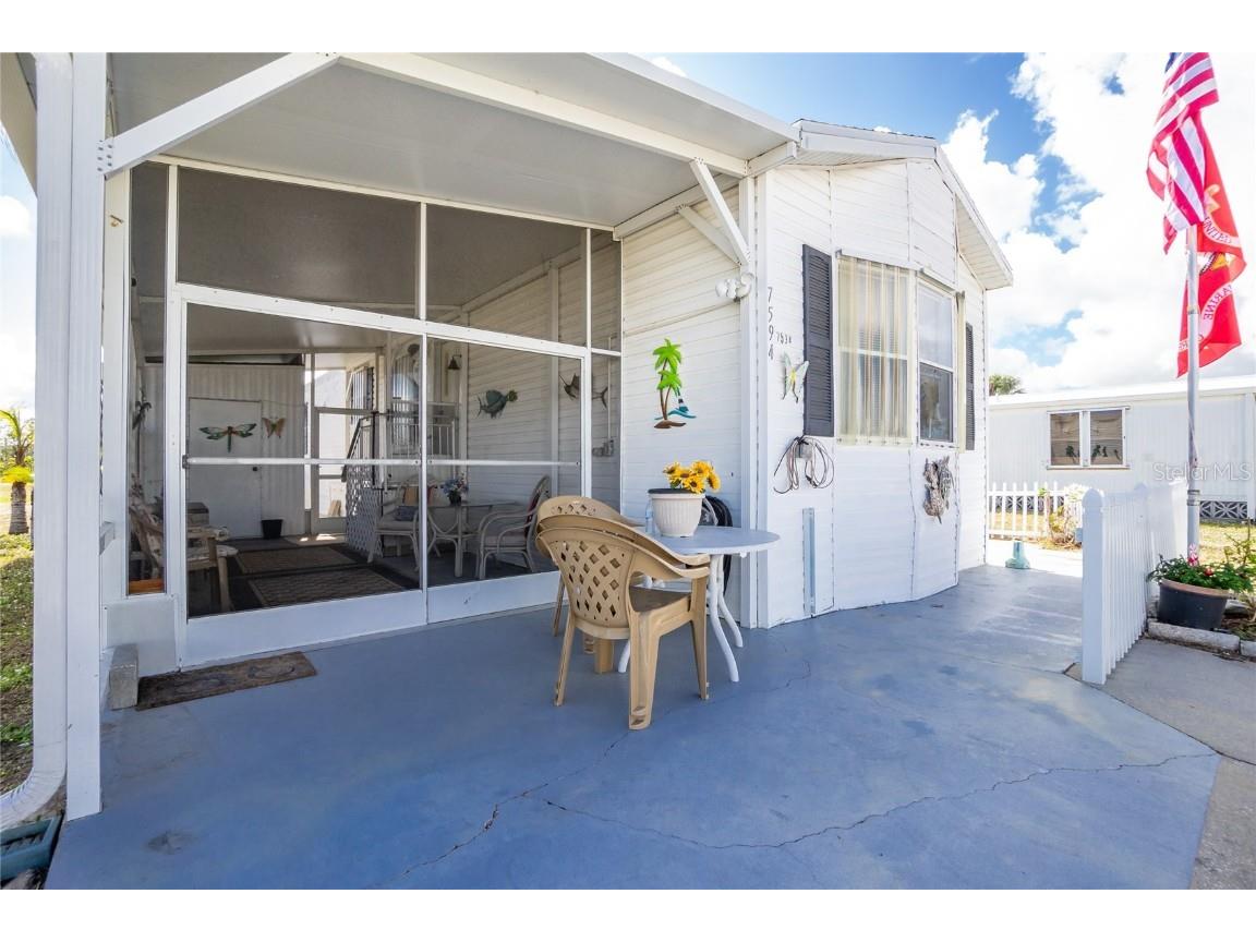 7594 Ratan Circle Port Charlotte FL 33981 - BUTTERFORD WATERWAY C7502073 image1