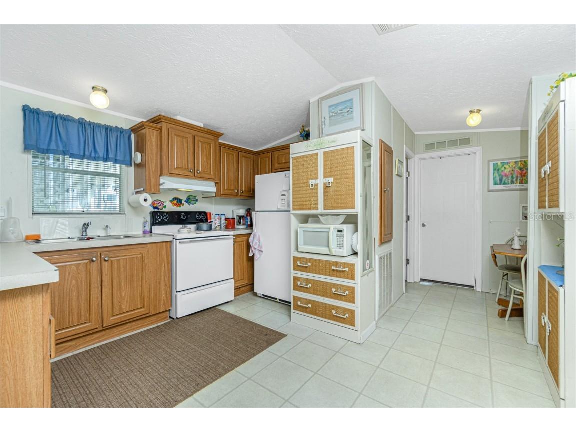 7594 Ratan Circle Port Charlotte FL 33981 - BUTTERFORD WATERWAY C7502073 image6