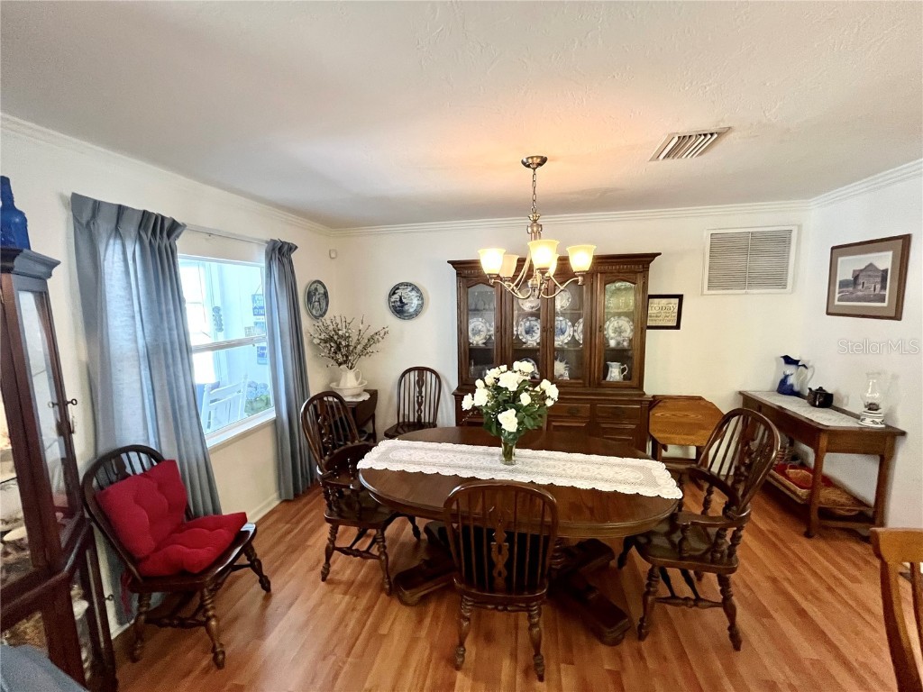 7598 14th Street N Saint Petersburg FL 33702 TB8450628 image10