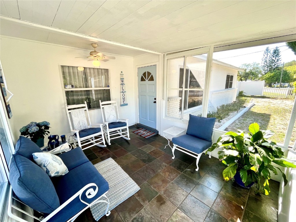 7598 14th Street N Saint Petersburg FL 33702 TB8450628 image2