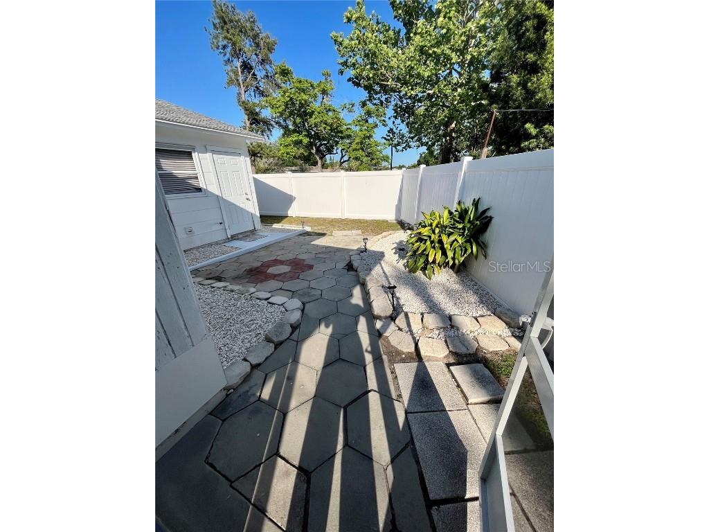 7598 14th Street N Saint Petersburg FL 33702 TB8450628 image35