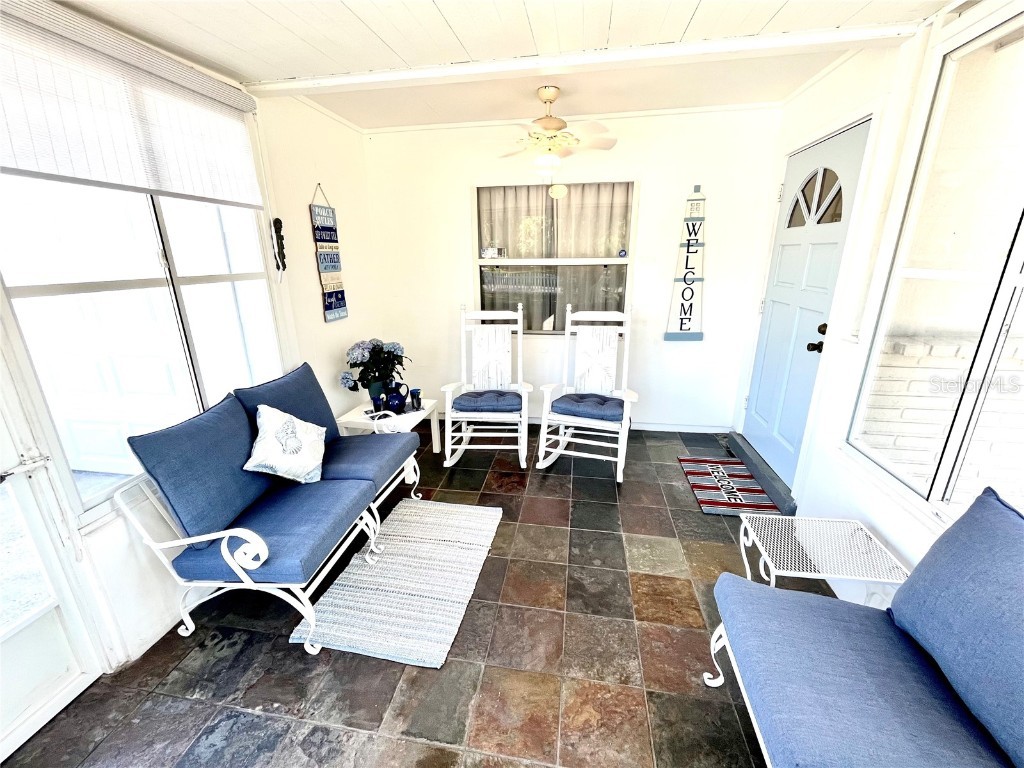 7598 14th Street N Saint Petersburg FL 33702 TB8450628 image4