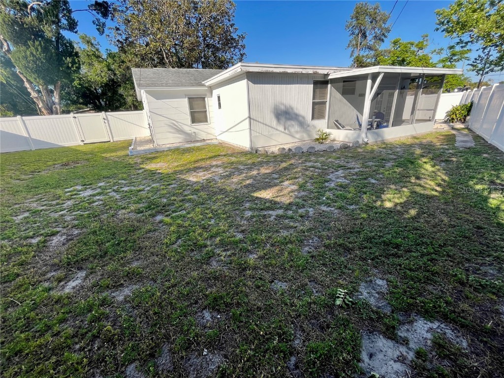 7598 14th Street N Saint Petersburg FL 33702 TB8450628 image40