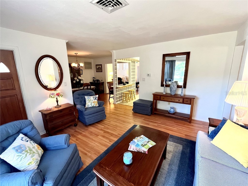 7598 14th Street N Saint Petersburg FL 33702 TB8450628 image7