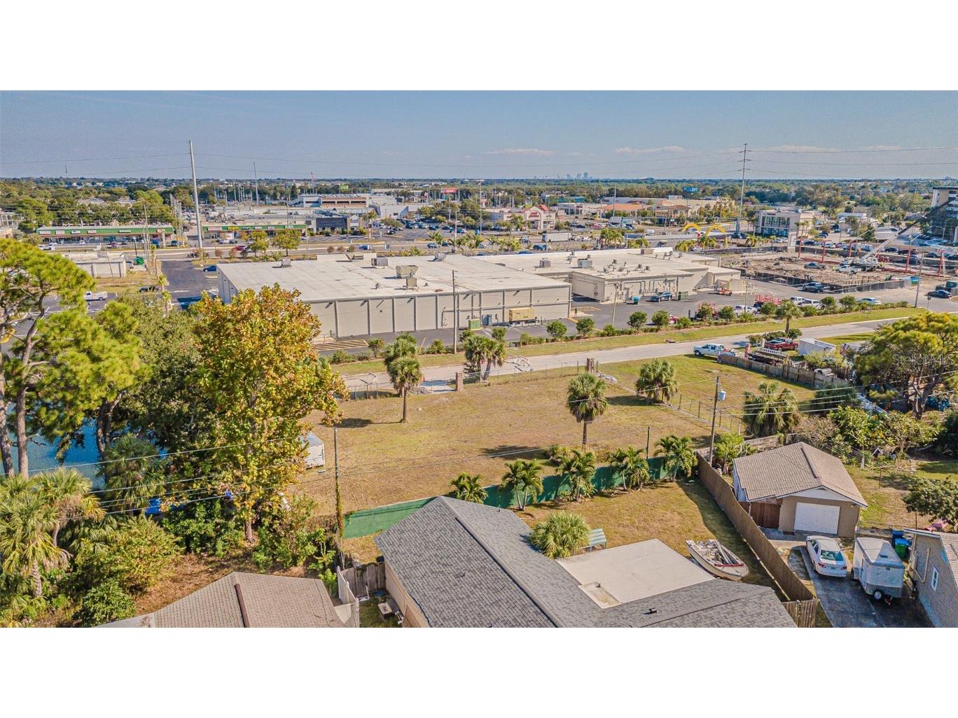 7598 90th Street Seminole FL 33777 TB8450711 image10