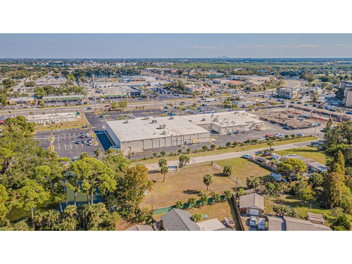 7598 90th Street Seminole FL 33777 TB8450711 image11