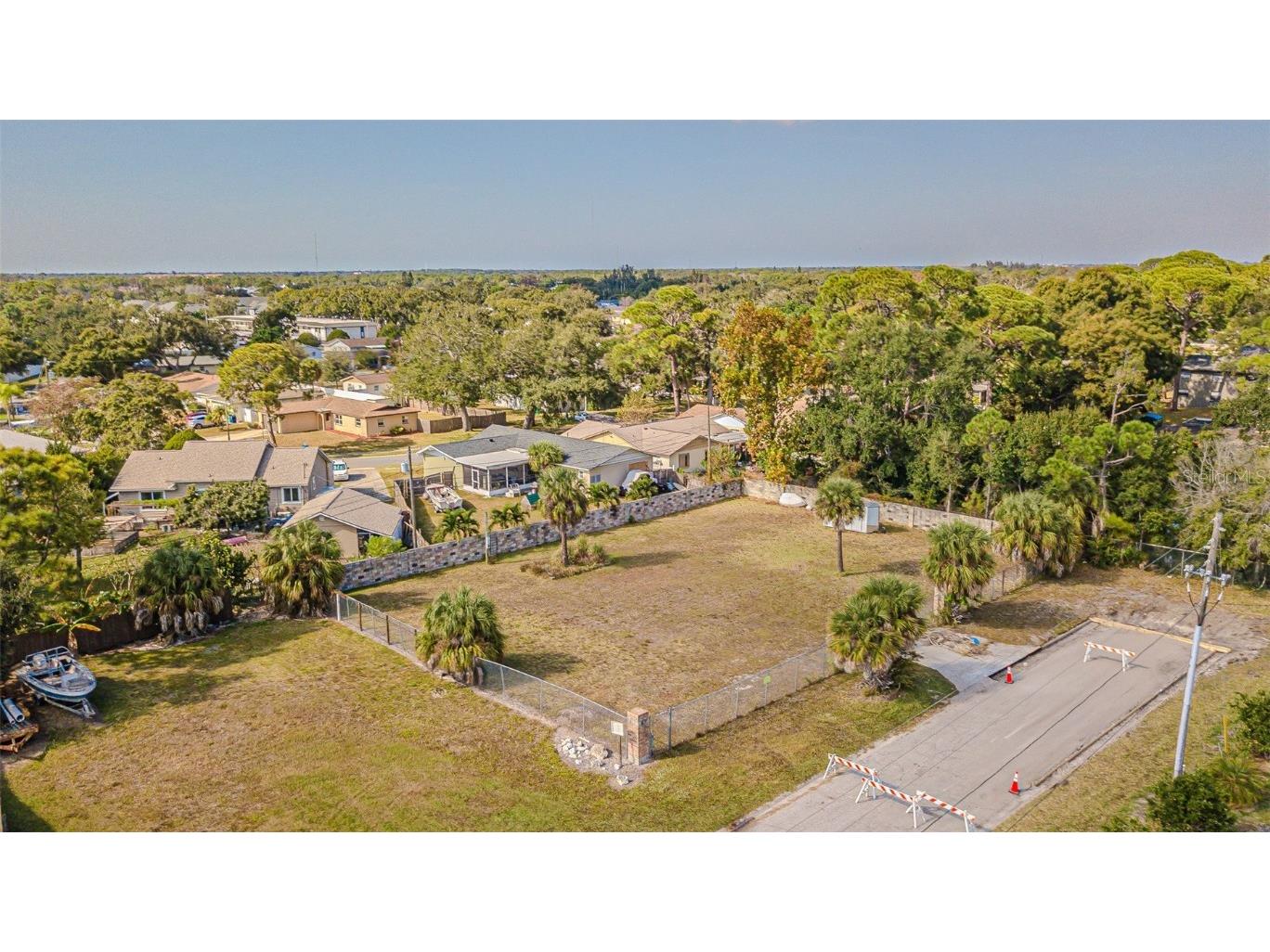 7598 90th Street Seminole FL 33777 TB8450711 image2