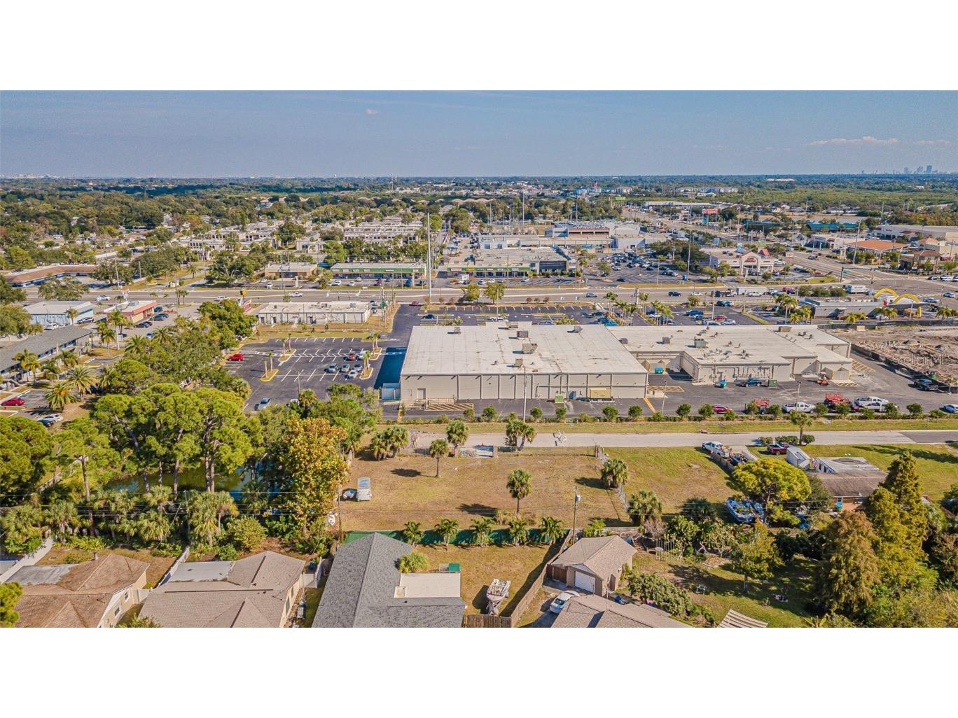 7598 90th Street Seminole FL 33777 TB8450711 image20