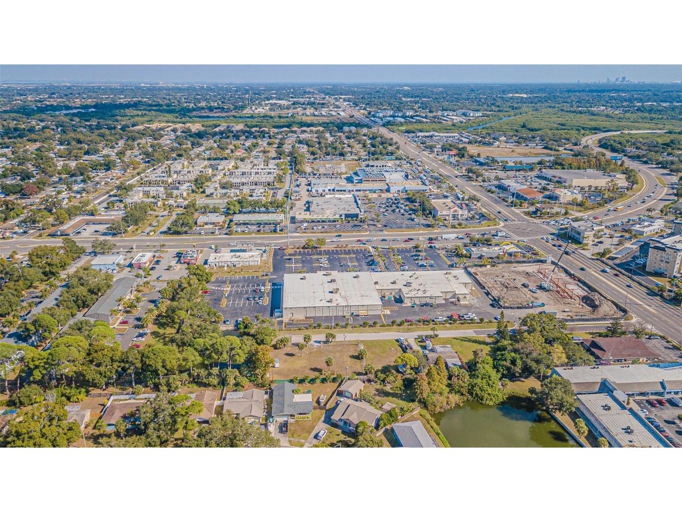 7598 90th Street Seminole FL 33777 TB8450711 image21