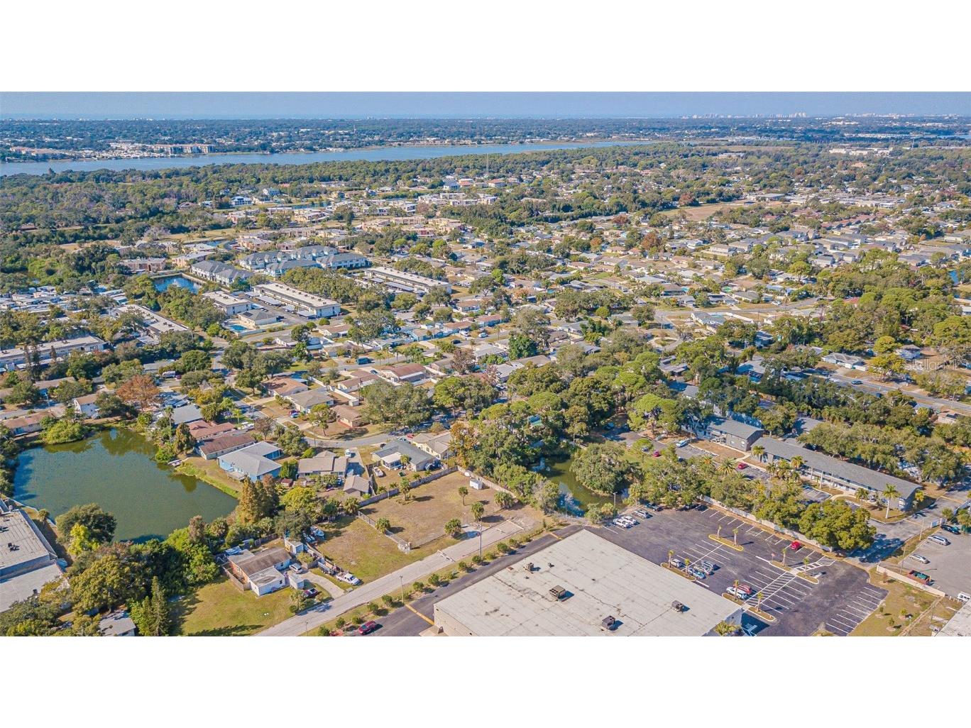 7598 90th Street Seminole FL 33777 TB8450711 image28