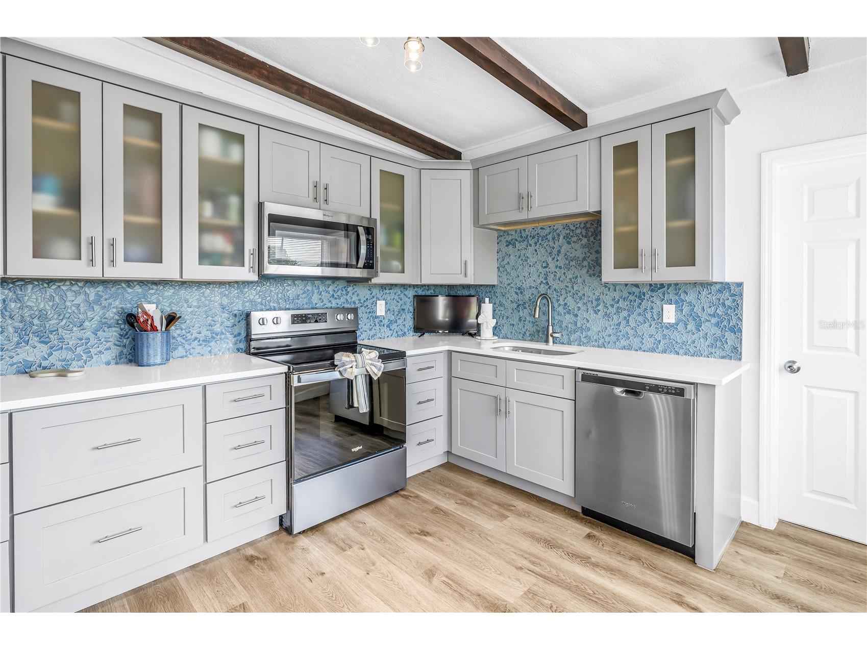 7599 Meadowlawn Drive N Saint Petersburg FL 33702 TB8513107 image13