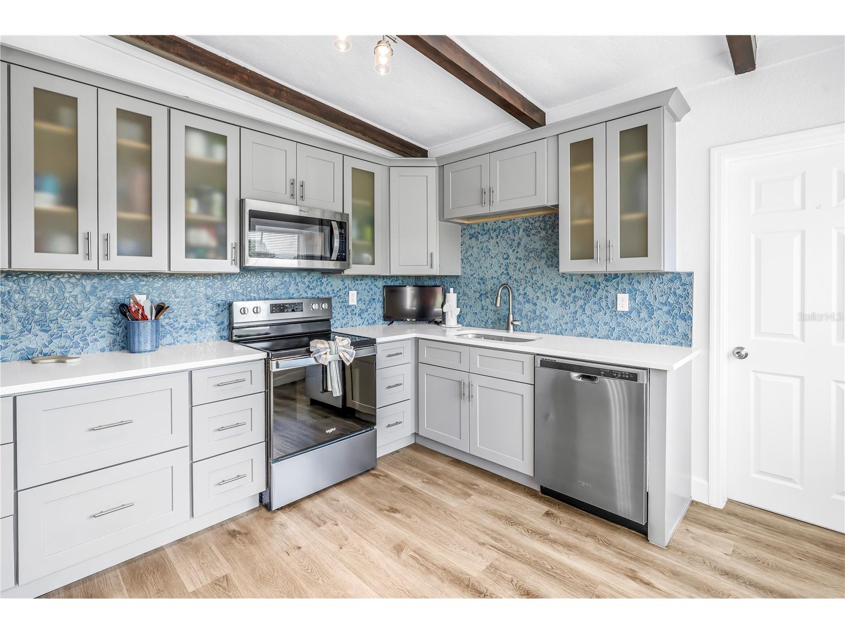 7599 Meadowlawn Drive N Saint Petersburg FL 33702 TB8513107 image14