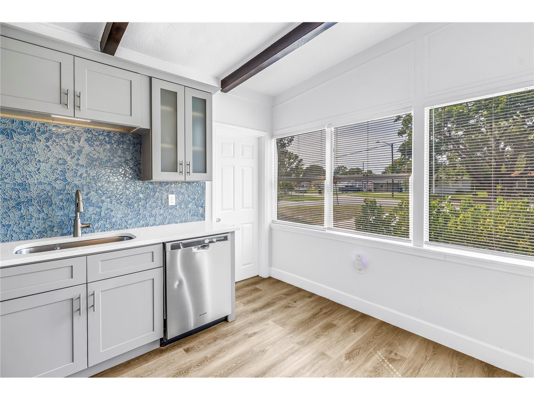 7599 Meadowlawn Drive N Saint Petersburg FL 33702 TB8513107 image16